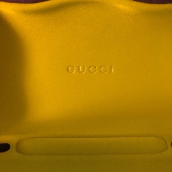 Gucci Purple Velvet Hinged Hard Shell Sunglass Case Yellow Velvet Lining 7X4 - Picture 2 of 6